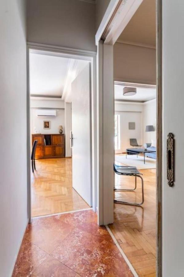 Spacious Renovated Flat In The Athens Riviera Exteriör bild