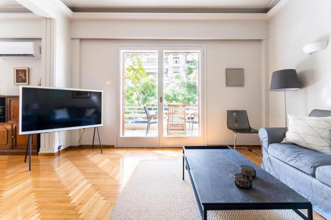 Spacious Renovated Flat In The Athens Riviera Exteriör bild