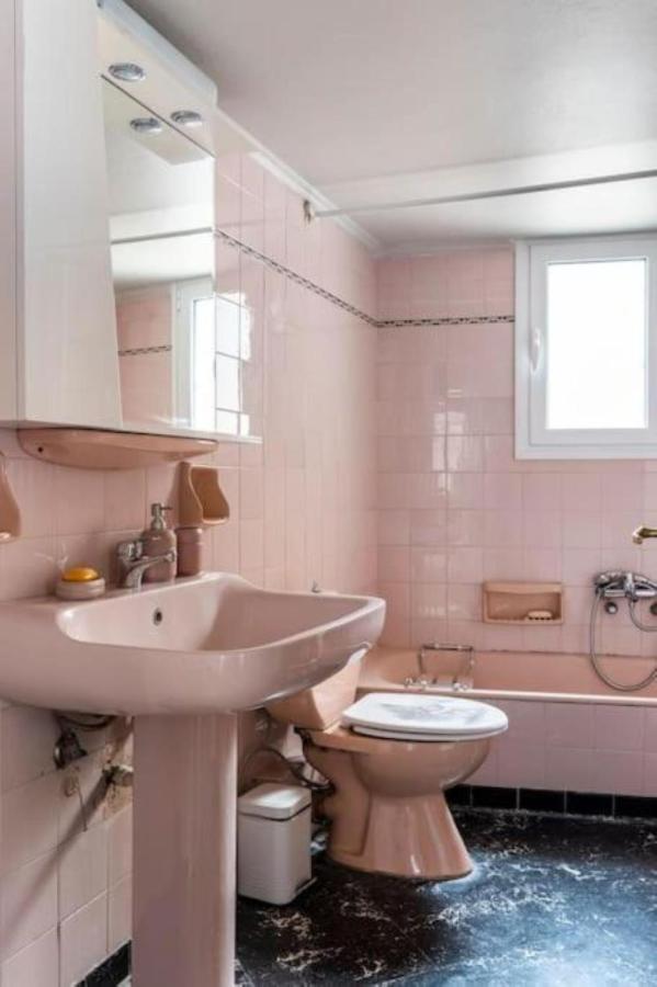 Spacious Renovated Flat In The Athens Riviera Exteriör bild